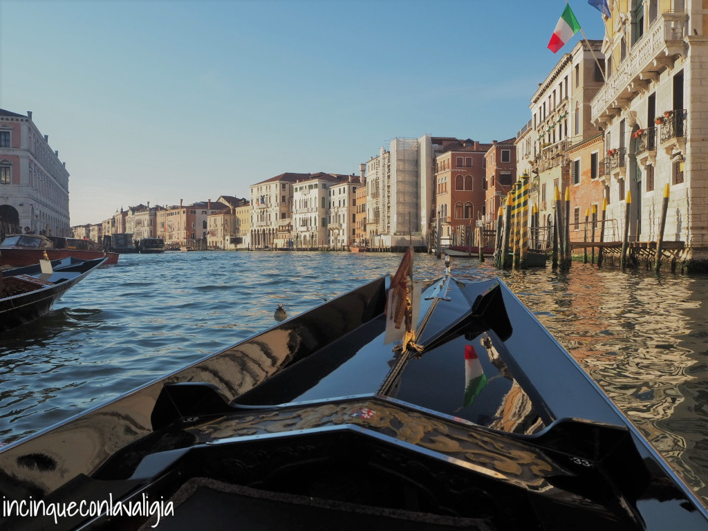 Giro in Gondola privata a Venezia Giro in Gondola a Venezia