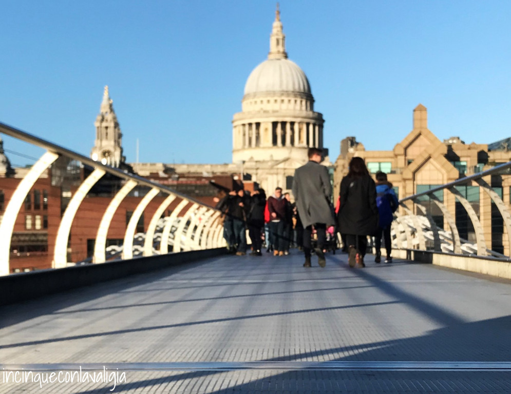 Il Millennium Bridge con St.Paul's Cathedral sullo sfondo