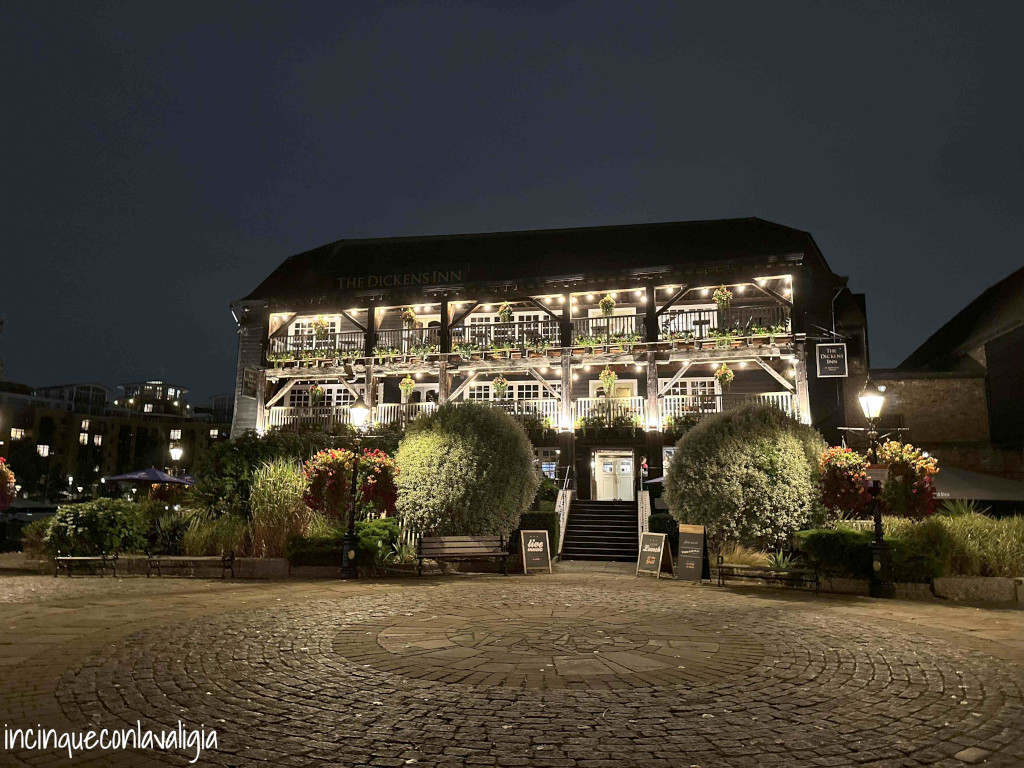 Dickens Inn