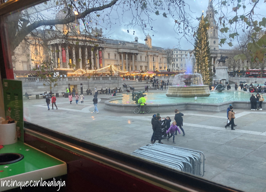 Afternoon Tea Bus Tour Londra