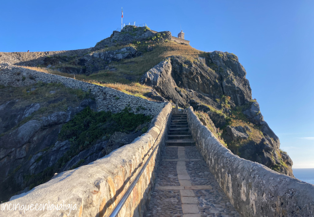 Scalinata per Gaztelugatxe