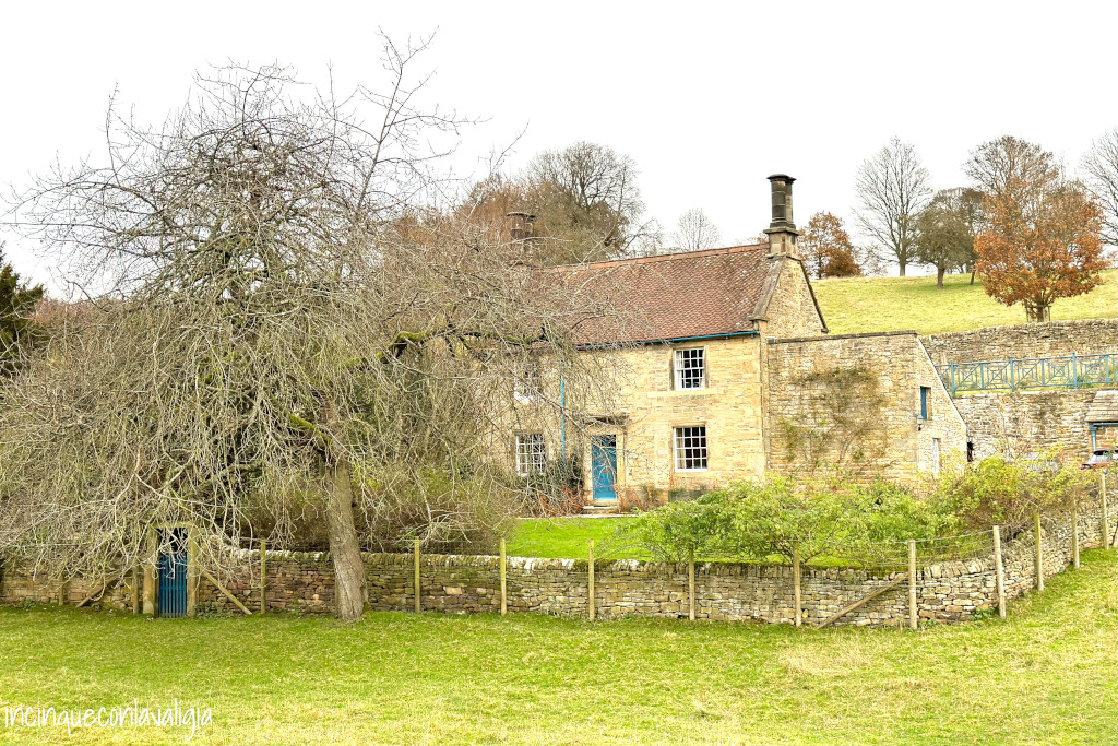 Cottage peak district